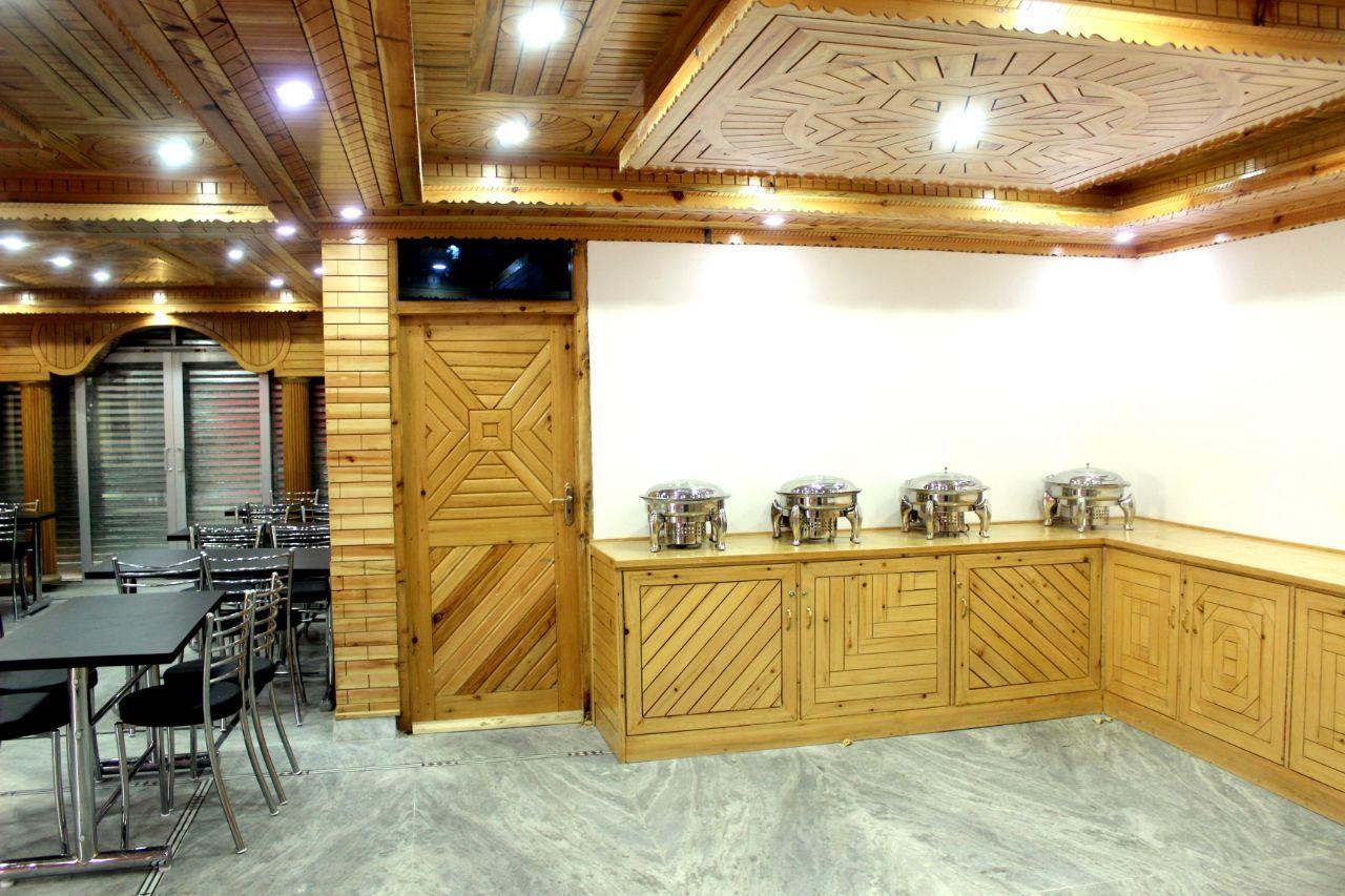 Hotel Uttarayan Sāngla Екстериор снимка